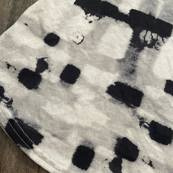 Lululemon Studio Racerback Ghost Weave White Black Size 6 - Picture 10 of 13